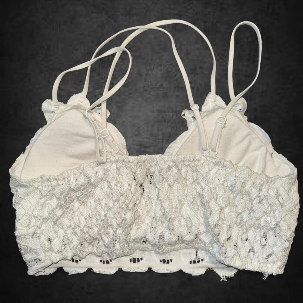 White Floral Lace Bralette Top – Women’s Small – Boutique - Picture 2 of 4